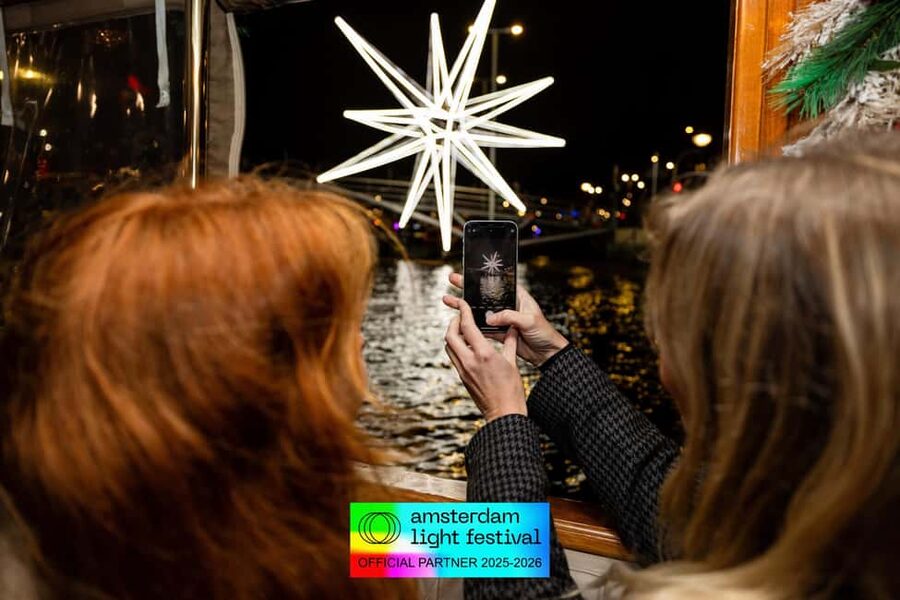 Amsterdam: Light Festival Heated Cruise with Drinks Option - Timing, season, and practical comfort