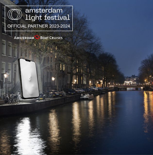 Amsterdam Light Festival Live Commentary & Optional Drinks - What the heated electric boat adds