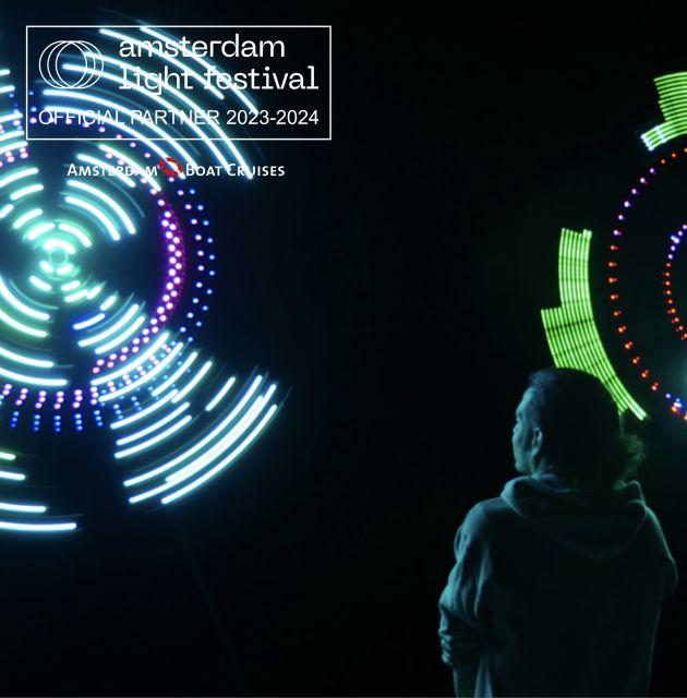 Amsterdam Light Festival Live Commentary & Optional Drinks - Leaving the IJ for Amsterdam’s illuminated center