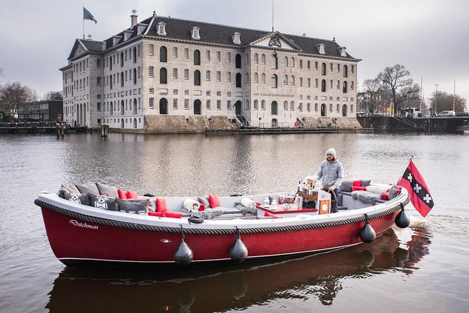 Amsterdam Light Festival: Saloon Boat Cruise + Hot Drinks & Bite - Drinks, snacks, and the value of the package
