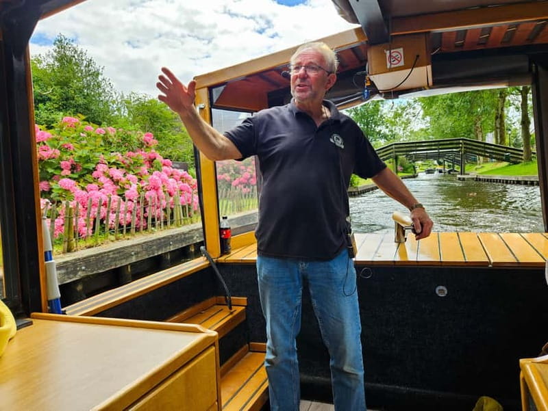 Amsterdam: Live GuideD Giethoorn Boat Tour & Cheese Platter - Why Giethoorn makes a good day outside Amsterdam