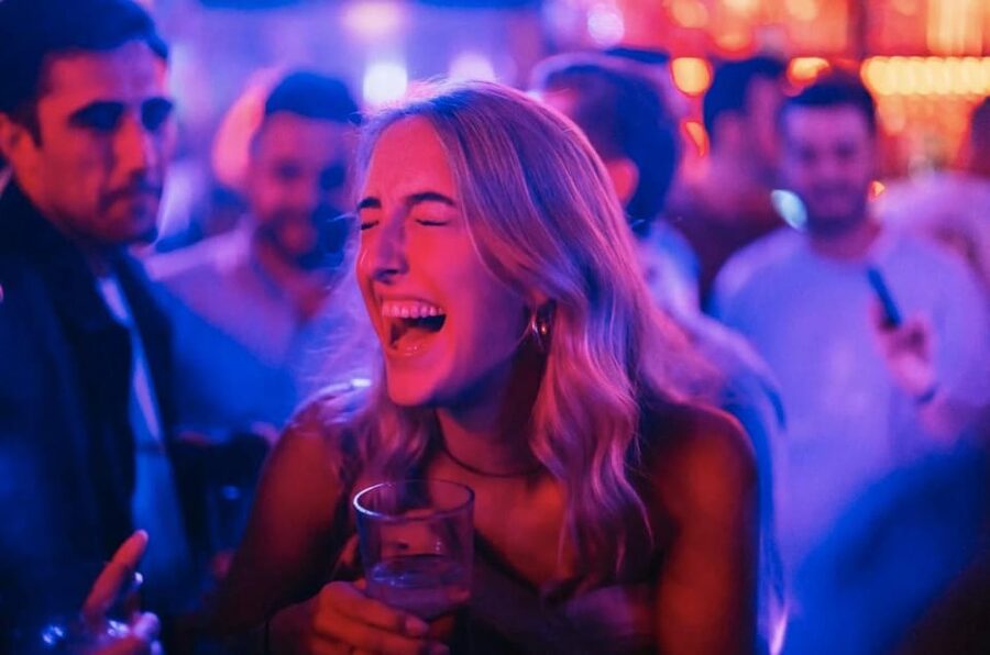 Amsterdam: Ludwig's Original Pub Crawl with VIP Club Entry - The night at a glance
