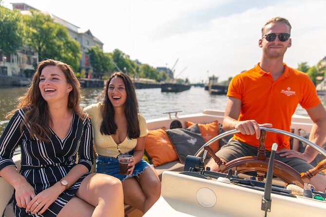 Amsterdam Luxury Canal Cruise + Unlimited Drinks & Bites option - The boat, seating, weather, and comfort