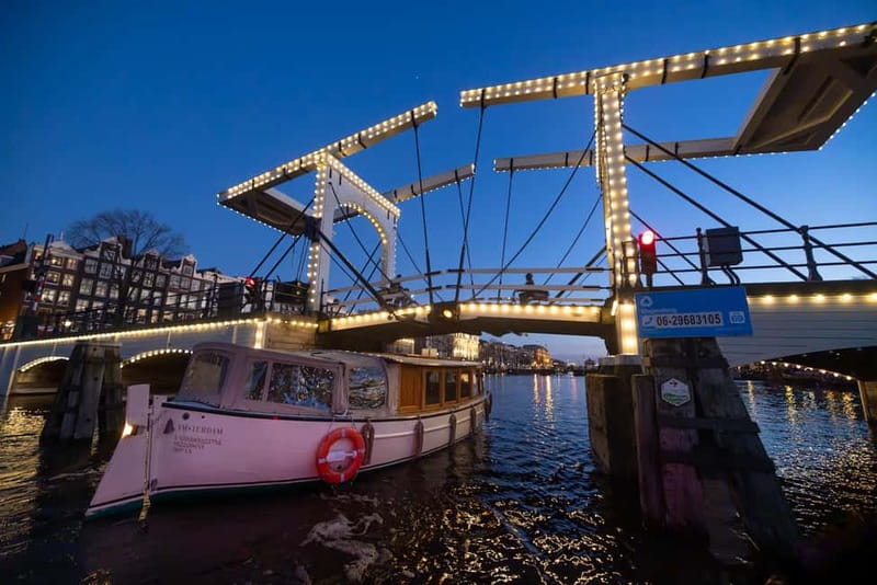 Amsterdam: Luxury Canal Cruise with Optional Snacks & Drinks - Weather, Evening Light, and Comfort
