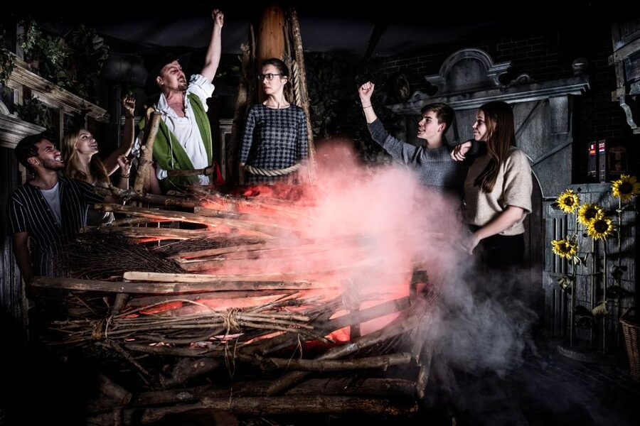 Amsterdam: Madame Tussauds & Amsterdam Dungeon Combo Ticket - Is the $34 combo good value?
