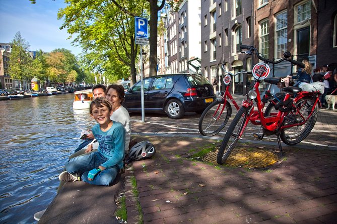 Amsterdam: Multiple-Day Bike Rental - Why Amsterdam works so well by bicycle