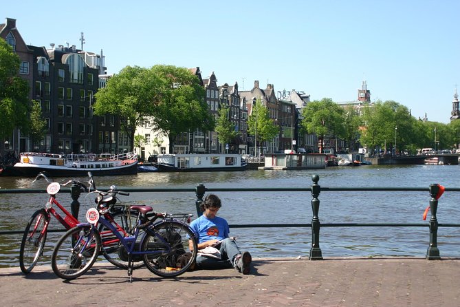 Amsterdam: Multiple-Day Bike Rental - What comes with the rental