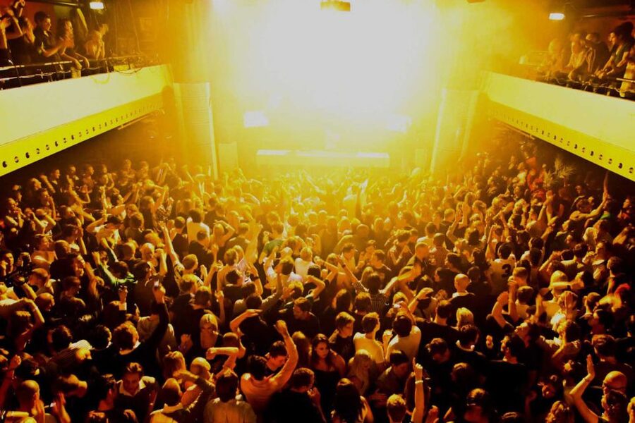 Amsterdam: Nightlife Scene 1, 2, or 3-7 Day Ticket - Dress Rules and Entry Problems to Avoid