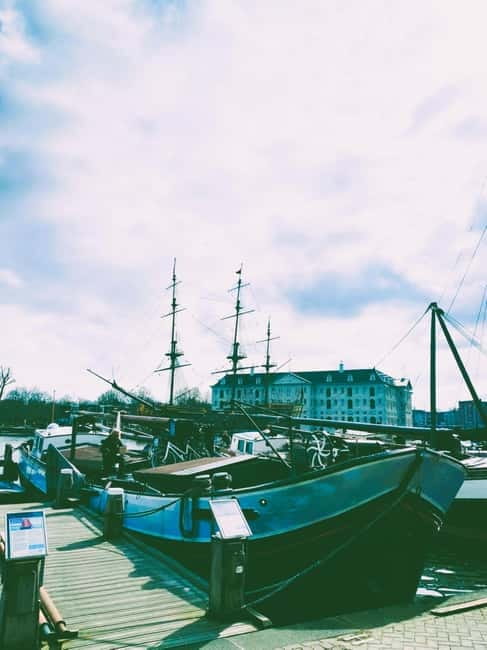 Amsterdam: Off the Beaten Path Bike Tour in French - What Samy adds to the ride