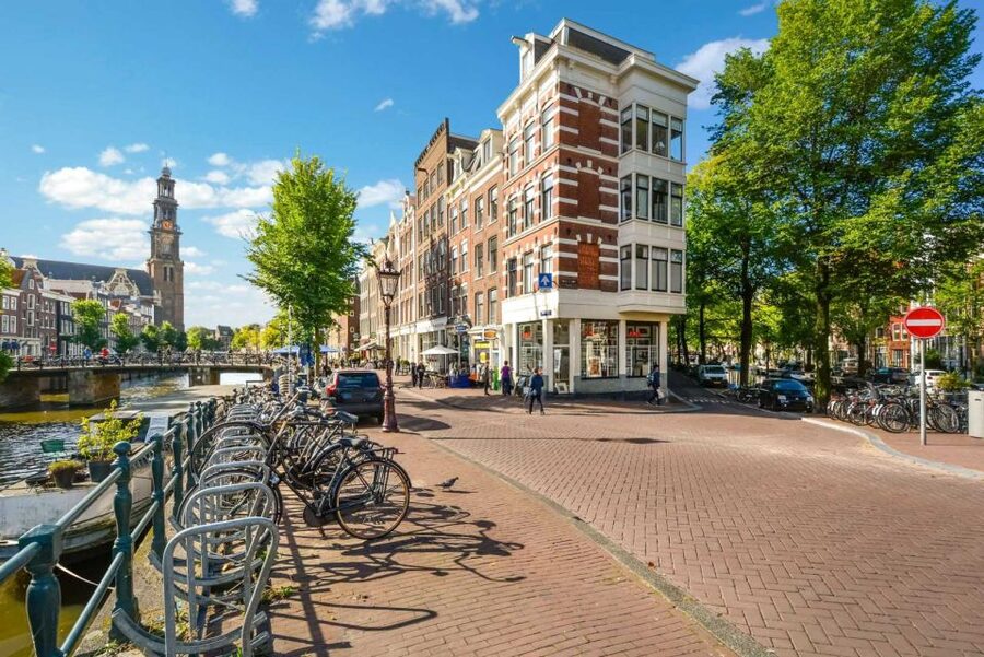 Amsterdam Old Town Highlights Private Guided Walking Tour - Starting at Westermarkt beside Anne Frank’s story