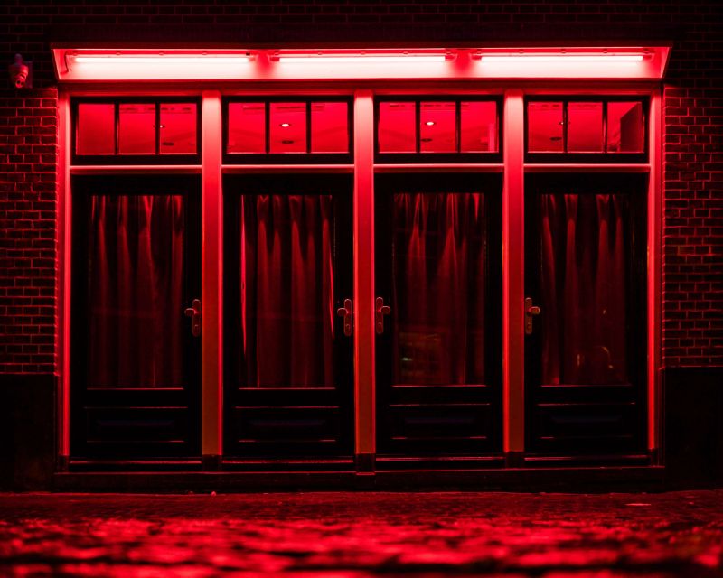 Amsterdam Old Town Highlights Private Guided Walking Tour - Beurs van Berlage and the edge of the Red Light District