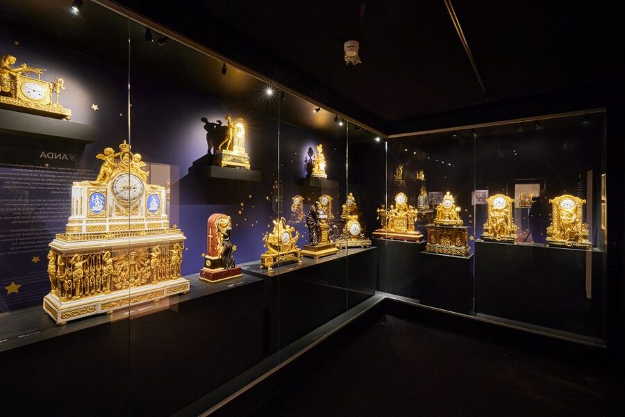 Amsterdam: Once Upon a Time Clock Exhibition Ticket - Access, pace, and who should book