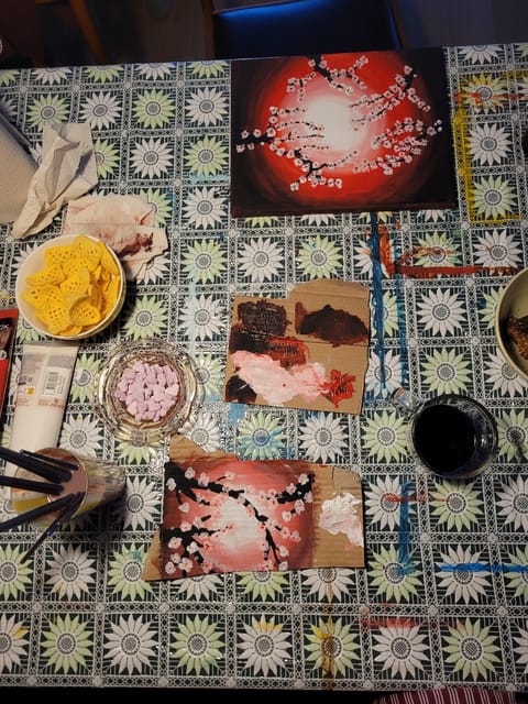 Amsterdam: Paint and Sip Workshop for (Bachelorette) Parties - What your $47 includes, and what it does not