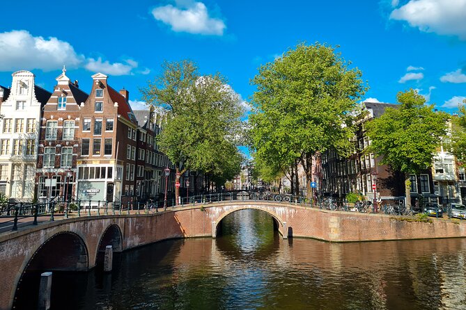 Amsterdam Pedicab City Tour (2 hours) - H’ART Museum, Magere Brug, and the Amstel