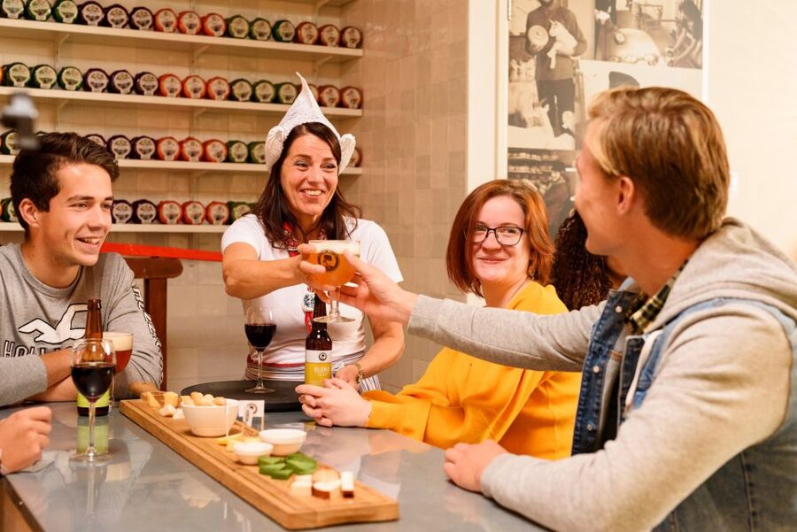 Amsterdam: Premium Henri Willig Cheese Tasting Experience - Is $21 a fair price in Amsterdam?