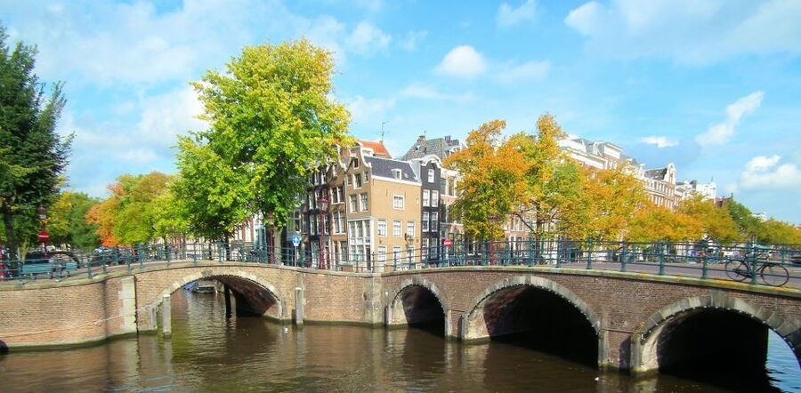 Amsterdam: Private Anne Frank and Jewish Quarter Tour - The National Holocaust Names Monument