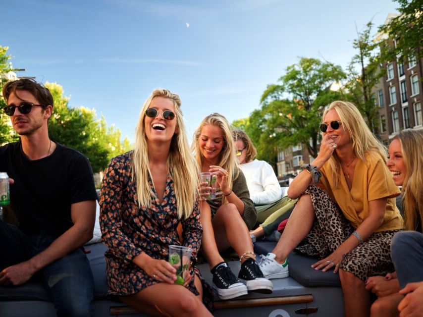 Amsterdam: Private BBQ Cruise with Personal Chef & Drinks - The vegetarian menu needs planning
