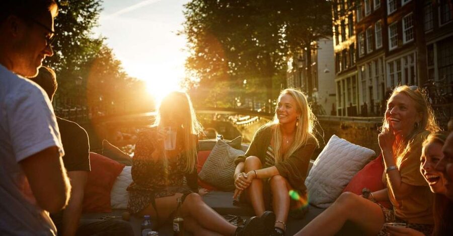 Amsterdam: Private BBQ Cruise with Personal Chef & Drinks - Friendly service matters on a small boat