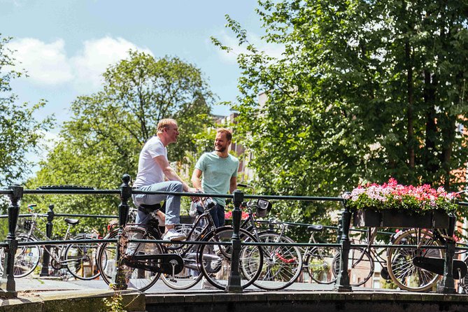 Amsterdam PRIVATE Bike Tour With Locals: Bike & Local Snack Included - Why a private bike tour works so well in Amsterdam