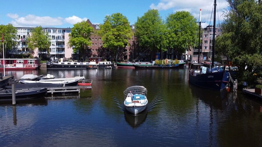 Amsterdam: Private Canal Tour - A quiet start in Amsterdam’s canal district