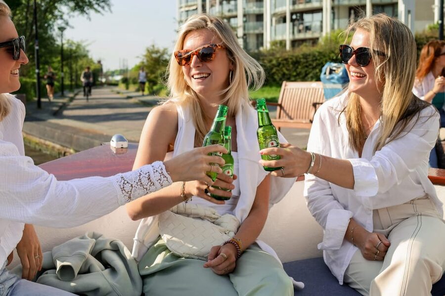 Amsterdam: Private City Canal Cruise With Unlimited Drinks - Final call: book it after confirming the inclusions