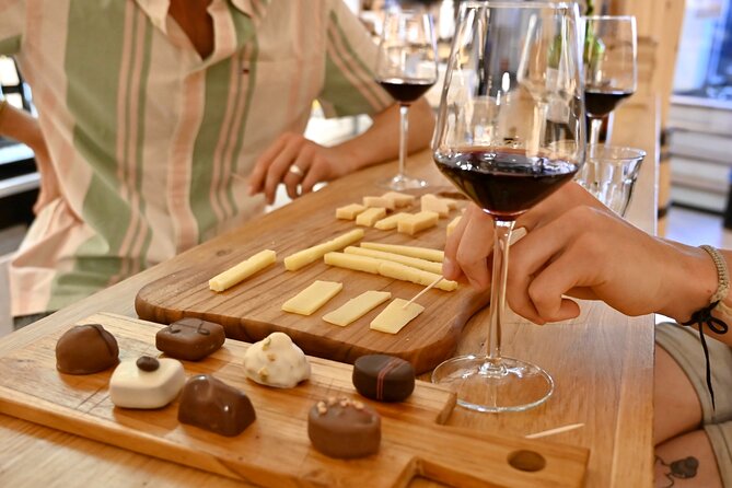 Amsterdam Private Food & Drinks Tour by UNESCO Canals & Jordaan - Key things to know before you book