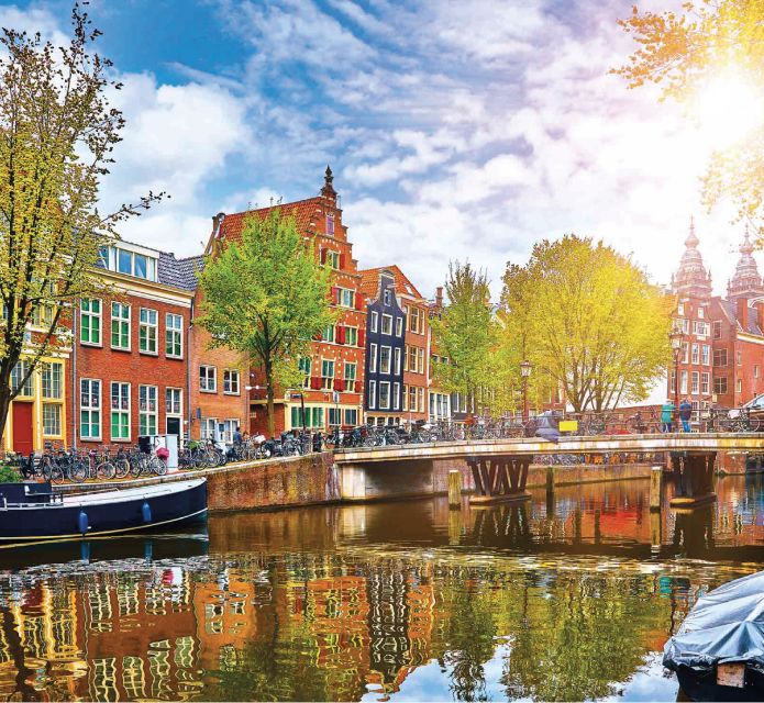 Amsterdam: Private Guided City Tour by Pedicab - Munttoren and the Flower Market