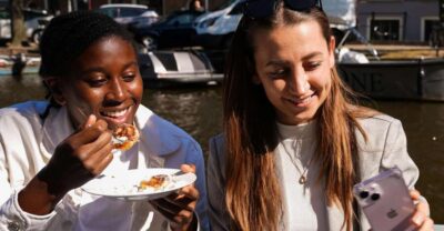 Private Luxury Cruise with BBQ and Drinks