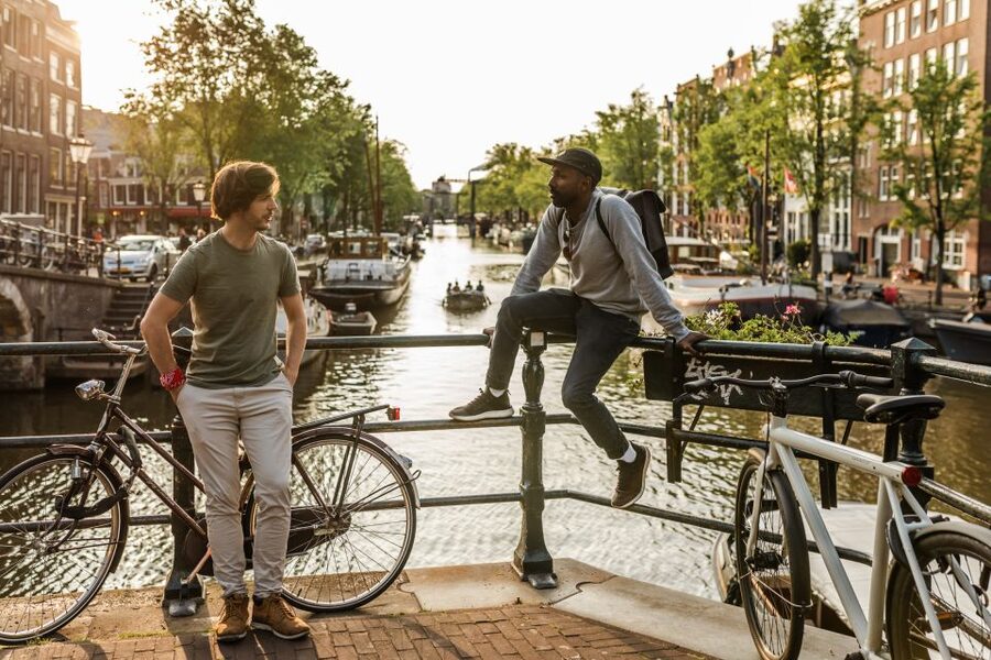 Amsterdam: Private Night Tour of Speakeasies and Bars - What the three-hour timing really means