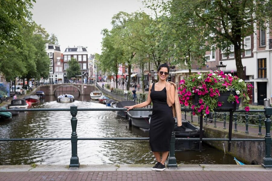 Amsterdam: Private Photoshoot in iconic locations - Is $171 Good Value?