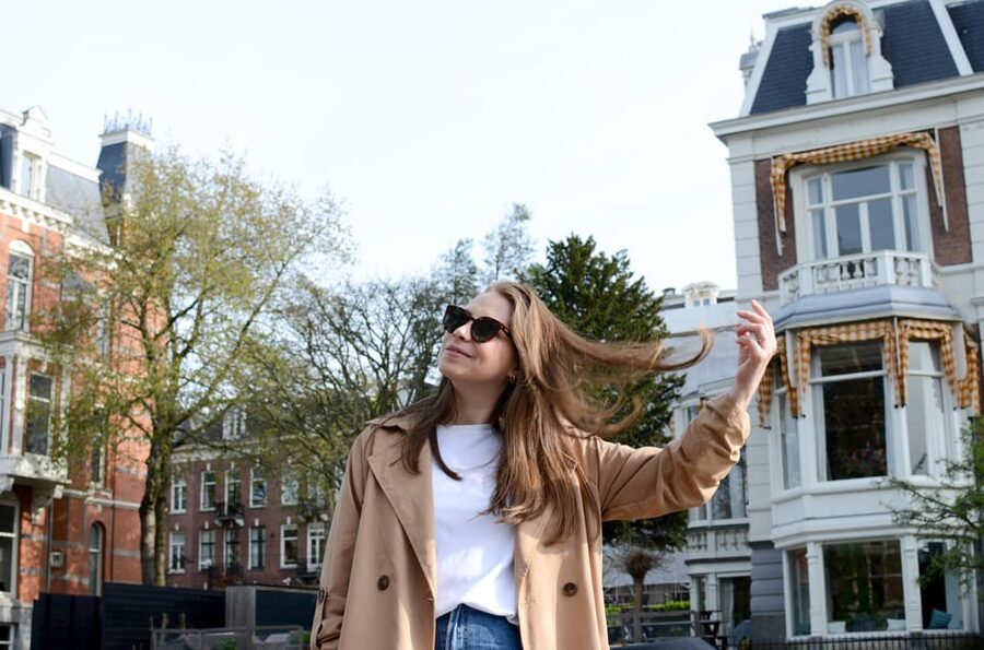 Amsterdam: Private Photoshoot in iconic locations - Timing, Languages, and Access