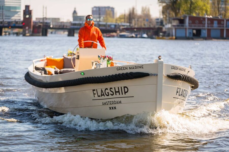 Amsterdam: Private Prosecco Canal Cruise Tour - Key points at a glance