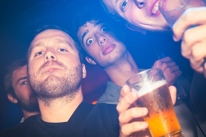 Amsterdam Private Pub Crawl in the City Center - Who Will Enjoy This Most?