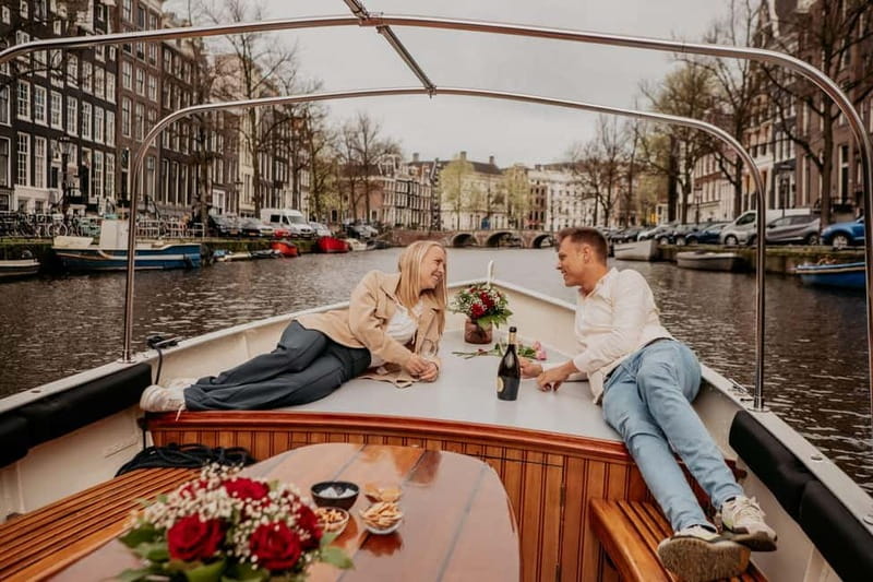 Amsterdam: Private Romantic Canal Cruise w. Prosecco/Snacks - Herengracht and the return to Keizersgracht