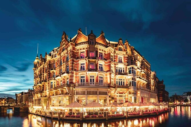 Amsterdam: Private Romantic Evening Canal Cruise + Bubbles/Snacks - The Floating Flower Market After Dark