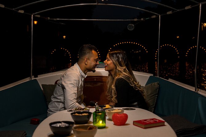 Amsterdam: Private Romantic Evening Canal Cruise + Bubbles/Snacks - Herengracht 605: Starting in the Canal Belt