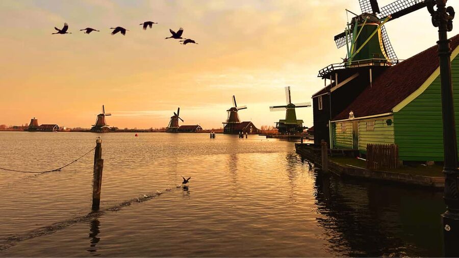 Amsterdam: Private Tour Giethoorn, Zaanse Schans Local Guide - Driving from Amsterdam into North Holland