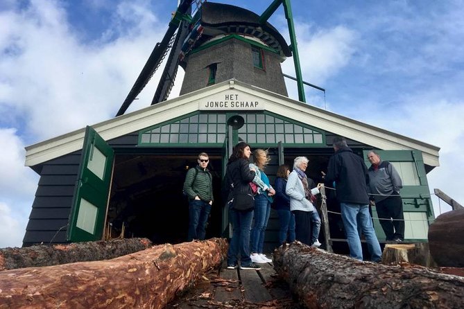 Amsterdam private tour to windmills, cheese farm and villages - Monnickendam: a harbor town and lunch option