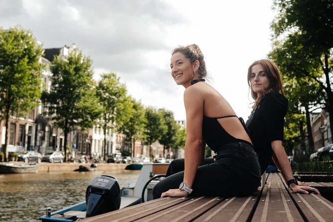 Amsterdam: Professional Photoshoot at the Canals - Why a canal photoshoot can be worth the cost