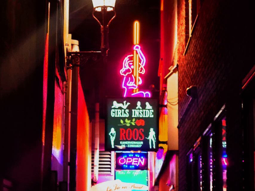 Amsterdam: Red Light District and Coffeeshop Culture Tour - Key points to know before you book