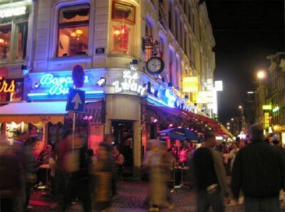 Red Light District and Local Pub Tour