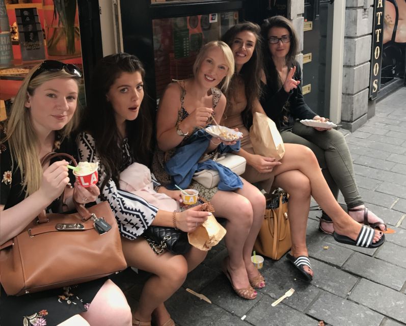 Amsterdam: Red Light District and Local Pub Tour - Timing, group size, and the best fit