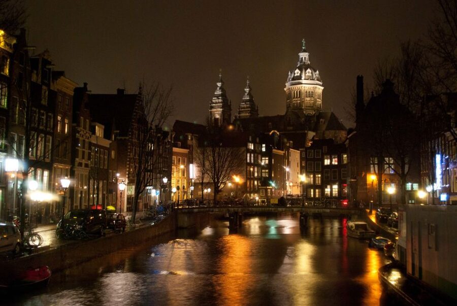 Amsterdam Red Light District and Old Town Walking Tour - Key points to know before you go