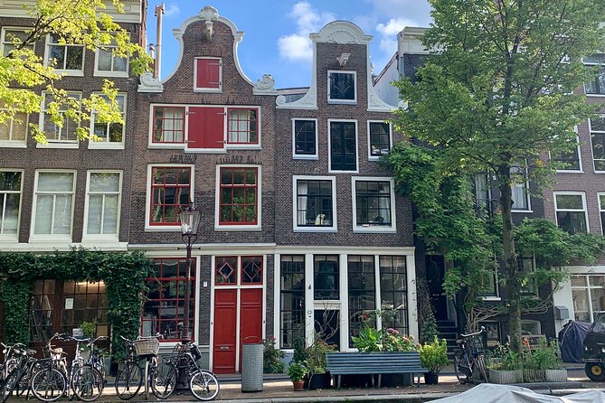 Amsterdam: Red Light District & City Tour (Private tour) - Beurs van Berlage and Amsterdam’s trading power