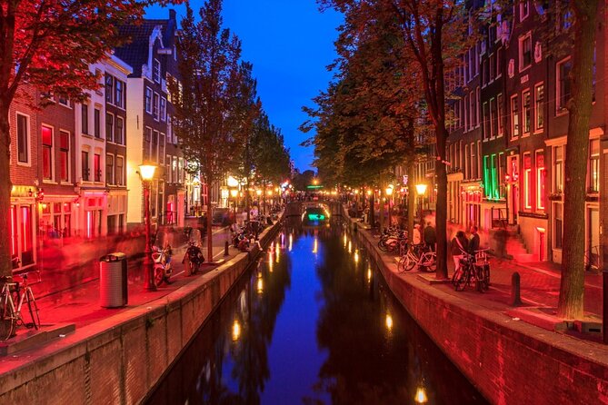 Amsterdam Red Light District: City Walk Audio Guide on your Phone - What the audio stories add