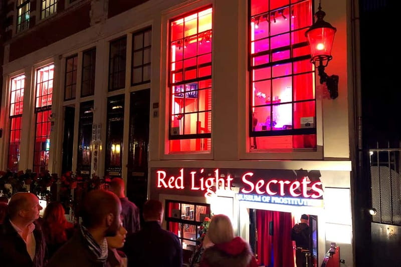 Amsterdam: Red Light District Tour - What this Amsterdam walking tour is really about