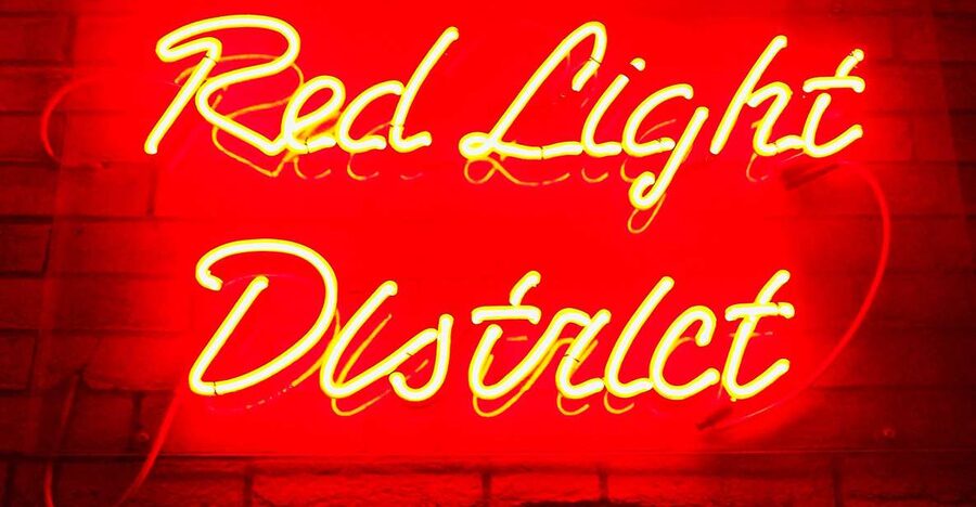 Amsterdam: Red Light District Walking Tour - Dam Square and Amsterdam’s old center