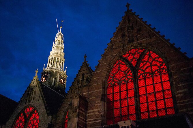 Amsterdam Red Light District Walking Tour in EN/DE/IT/ES - Nieuwmarkt, coffeeshops, and the district’s future