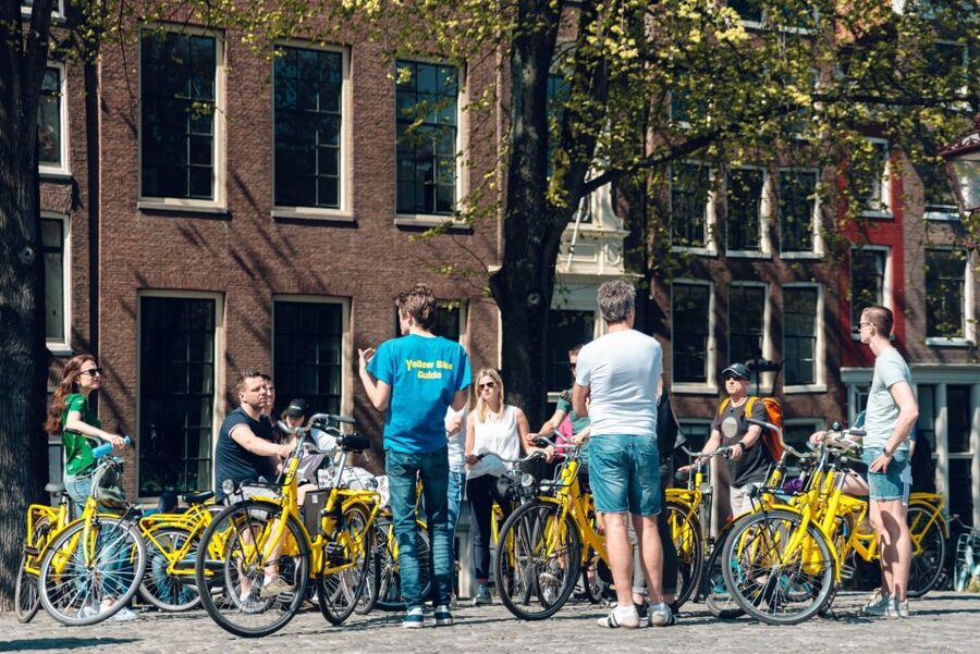 Amsterdam: Relaxed City Highlights Guided Bike Tour - Anne Frank House and the Jordaan