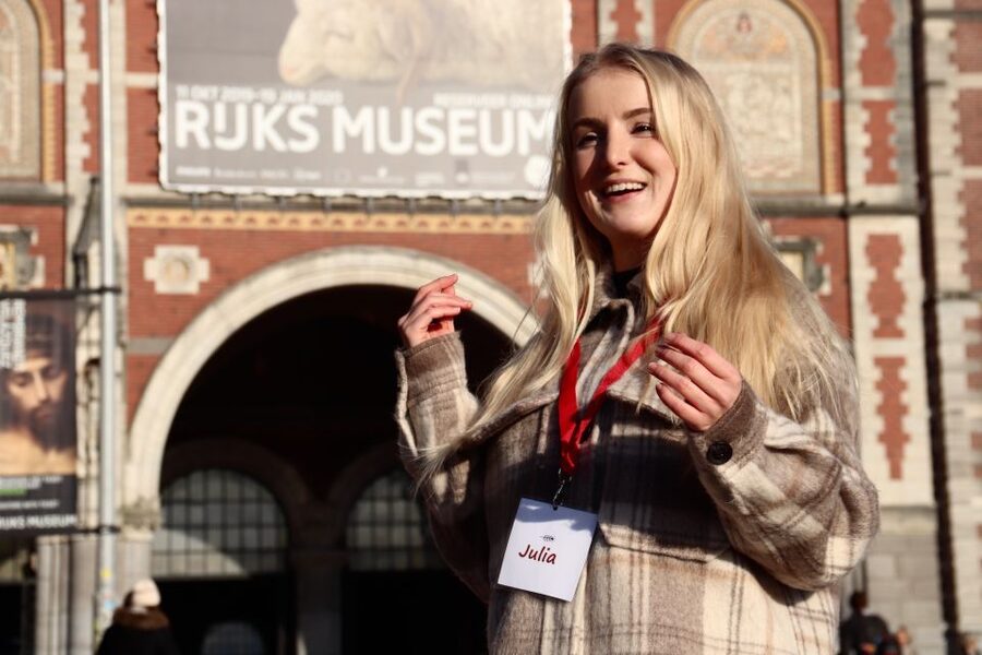 Amsterdam: Rijksmuseumtour incl. Ticket German or English - Meeting at Hobbemastraat 16B